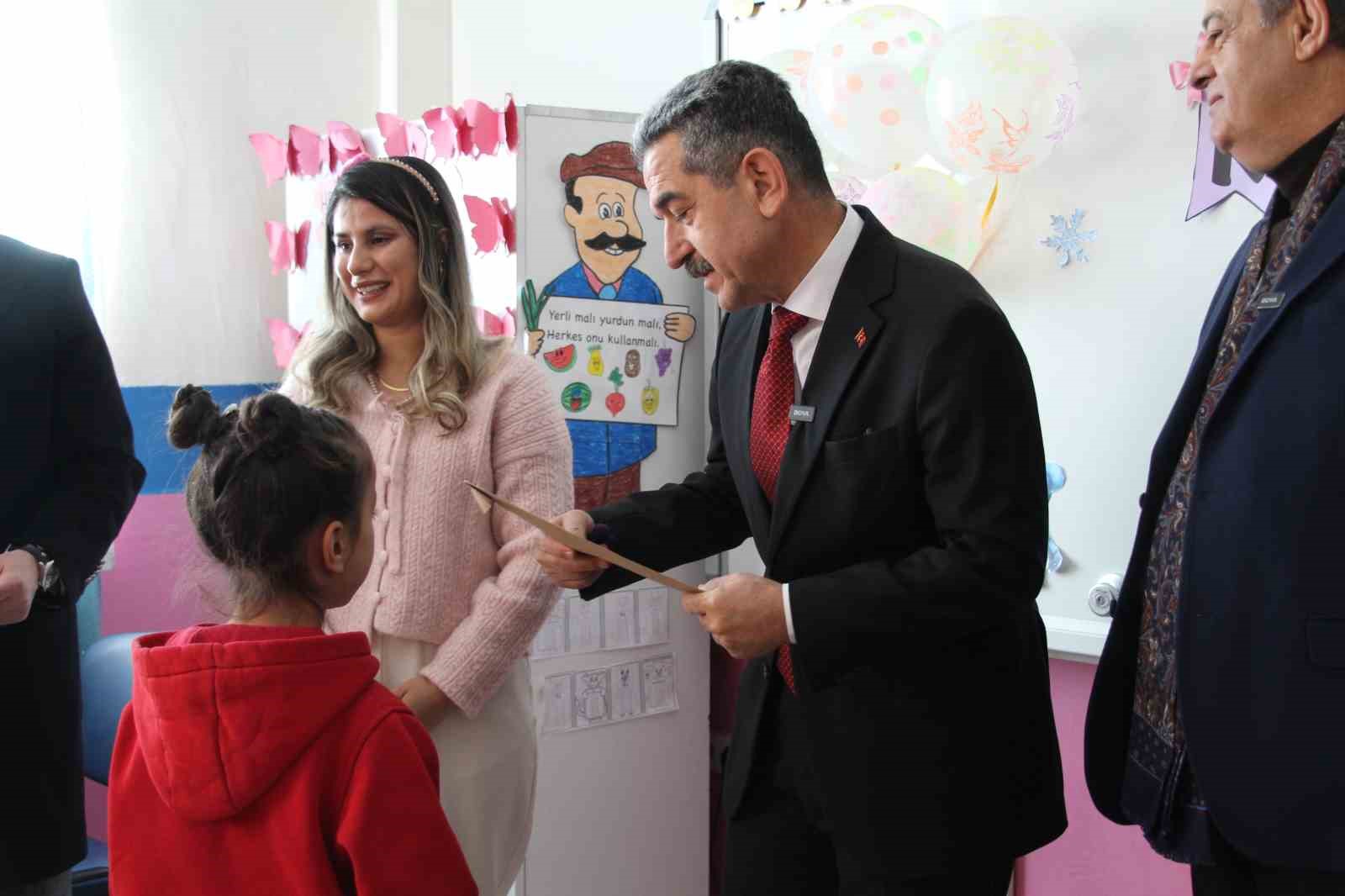 Şırnak’ta 144 bin öğrenci karne aldı
