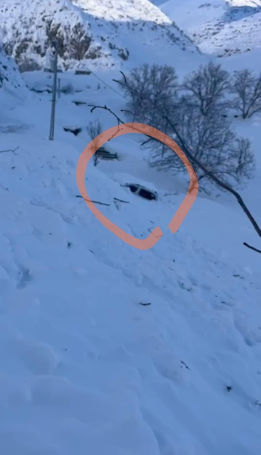 Şırnak’ta 5 kişinin yaşadığı eve çığ düştü
