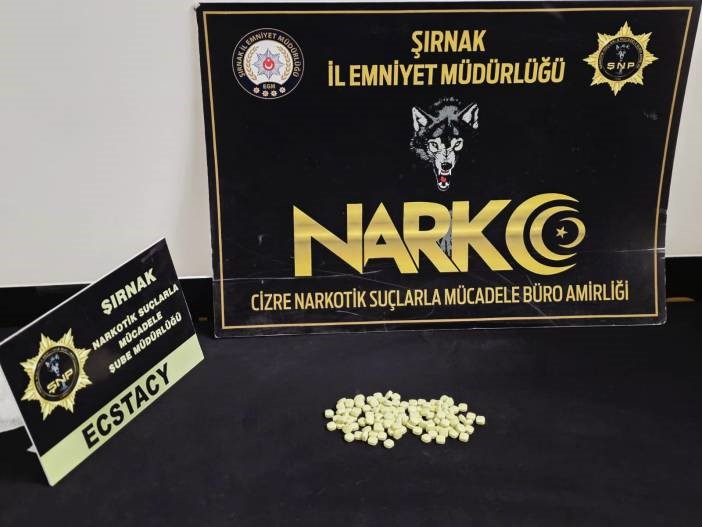 Şırnak’ta 6 milyon liralık kaçak malzeme ele geçirildi
