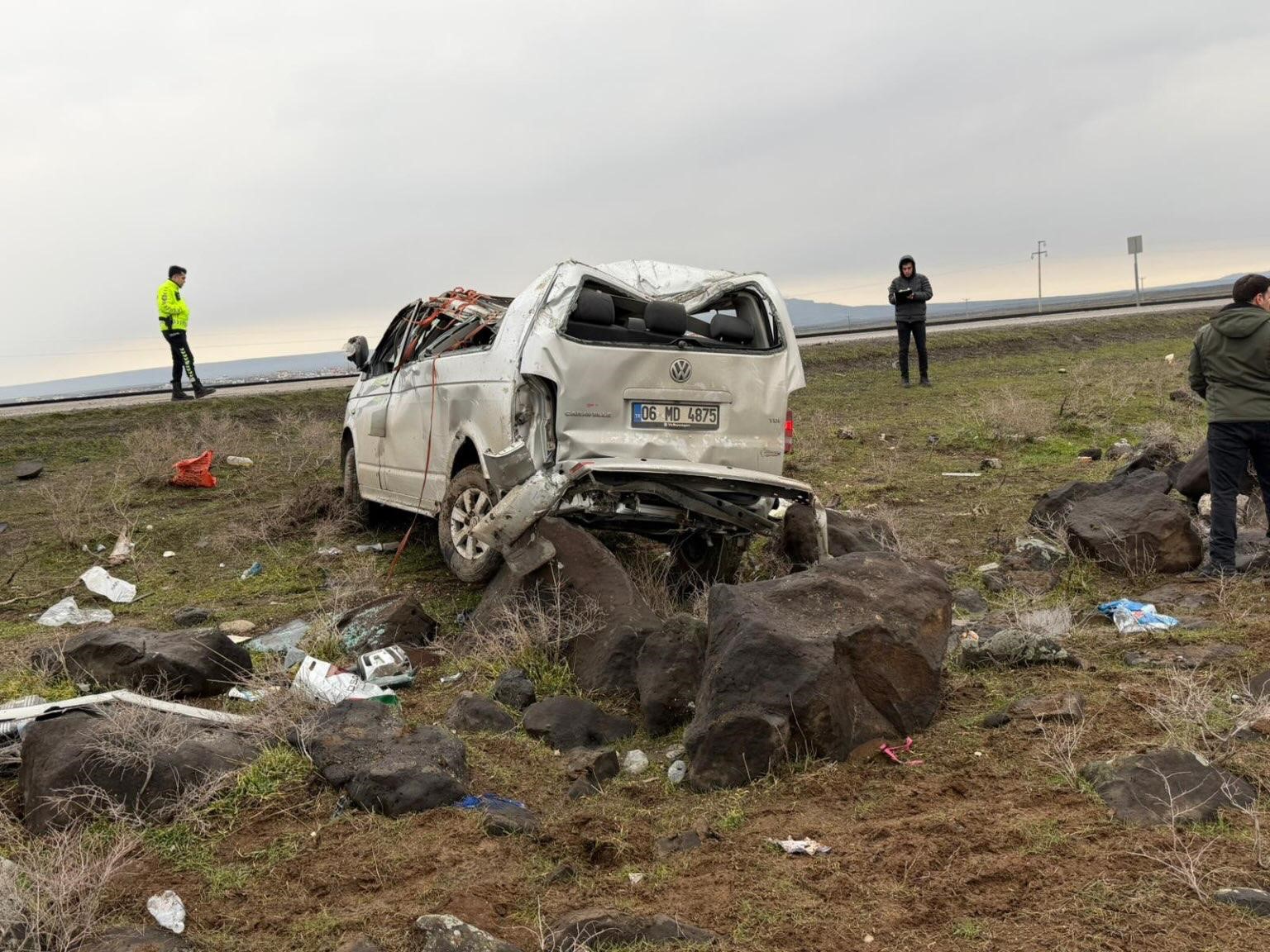 Şırnak’ta ağır trafik bilançosu: 3 ayda 4 can kaybı, 338 yaralı
Şırnak’ta ağır trafik bilançosu: 3 ayda 4 can kaybı, 338 yaralı