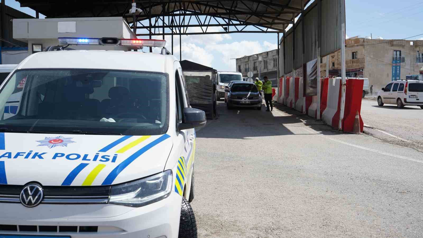 Şırnak’ta bayram öncesi trafik seferberliği: 4 bin 300 personel sahada
