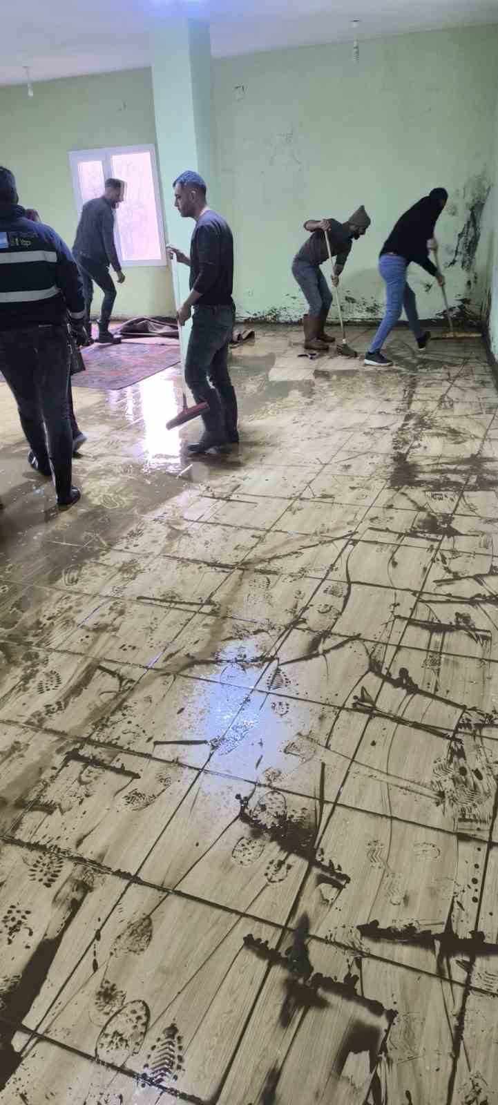 Şırnak’ta cami sular altında kaldı
