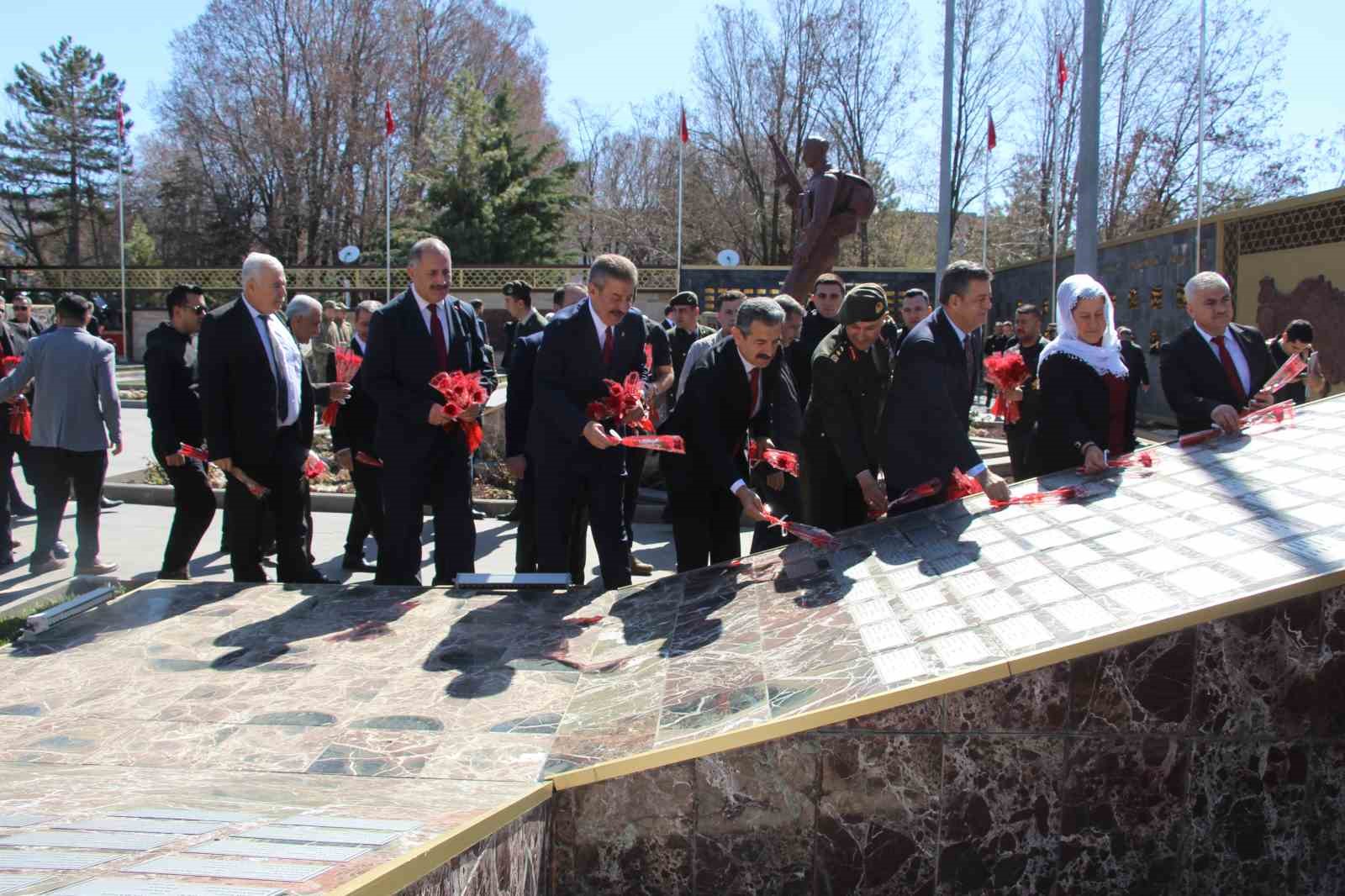 Şırnak’ta Çanakkale Zaferi ve şehitleri anıldı
