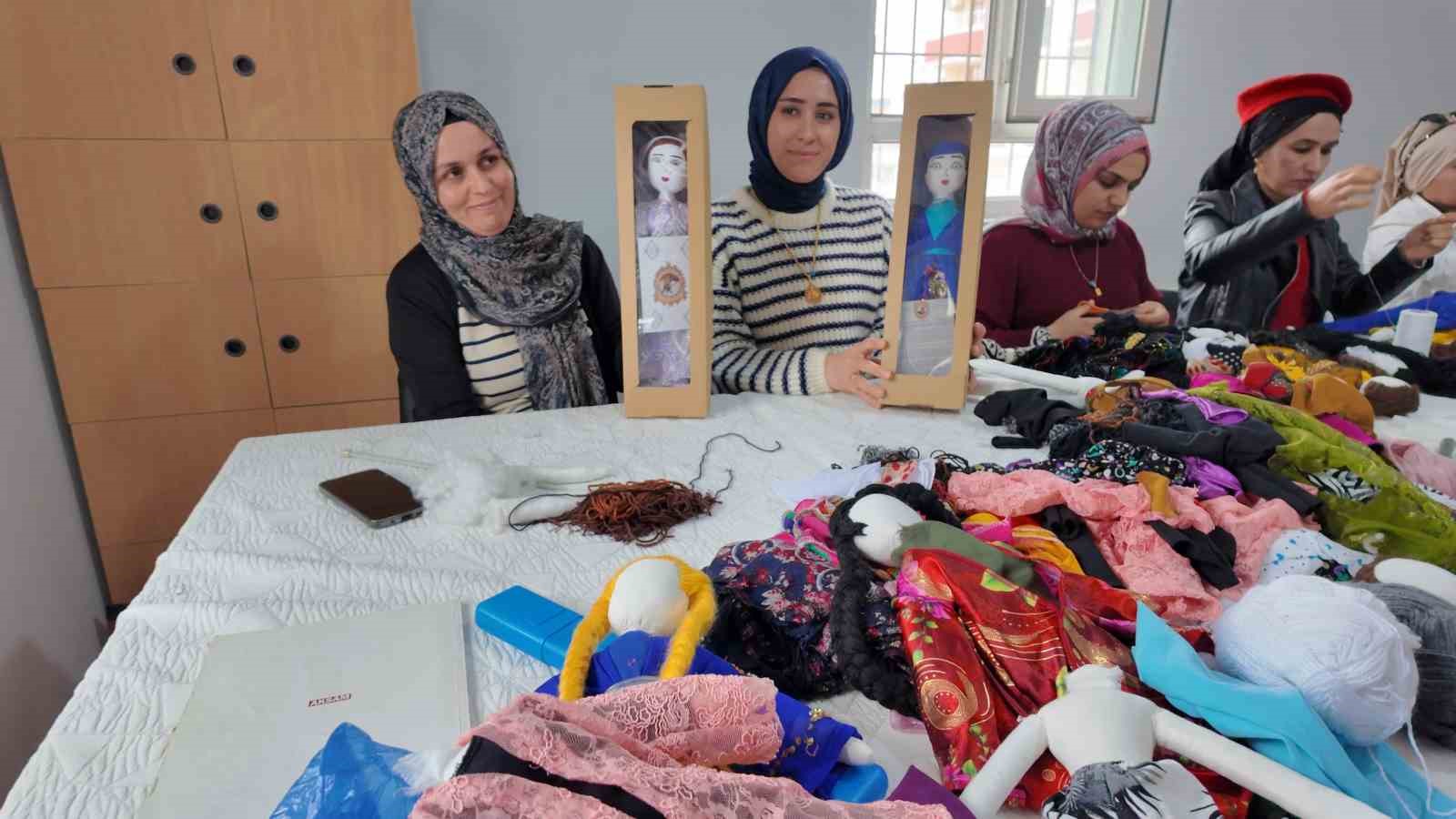 Şırnak’ta kadınlar ’Berivan bebek’ ile ailelerini geçindiriyor

