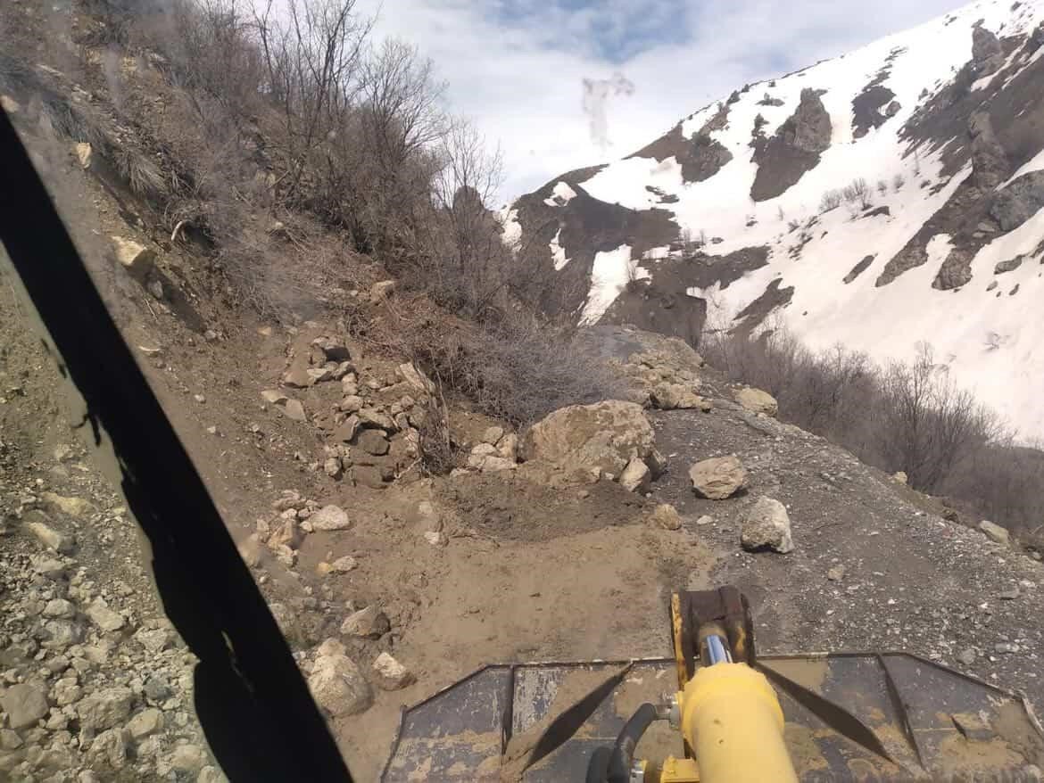 Şırnak’ta karla mücadele devam ediyor
