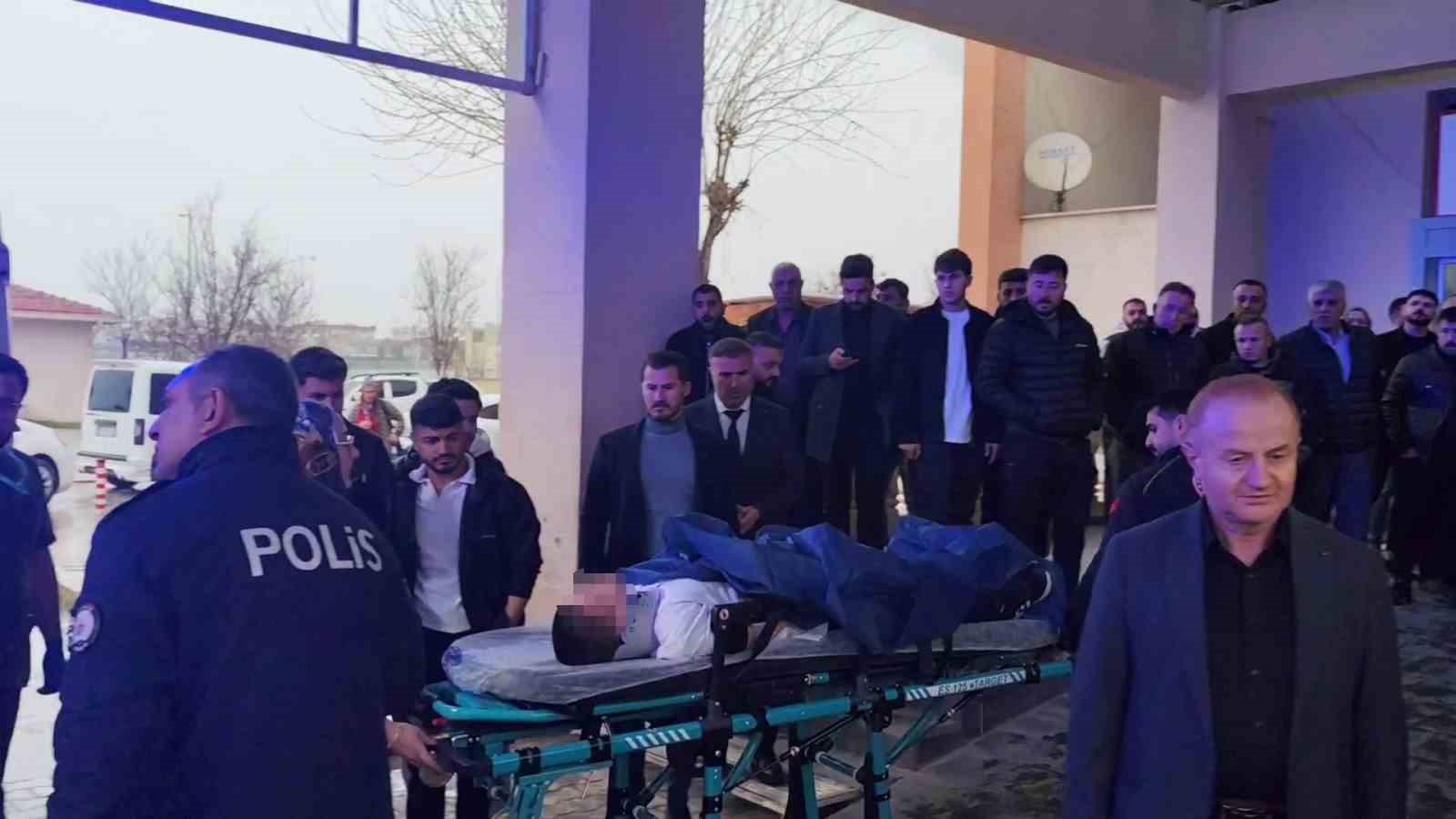 Şırnak’ta okul servisi şarampole devrildi: 4’ü öğrenci 5 yaralı
