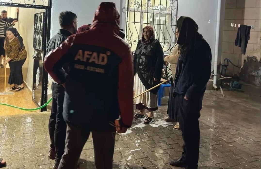 Şırnak’ta sağanak sonrası sel
Şırnak’ta sağanak sonrası sel