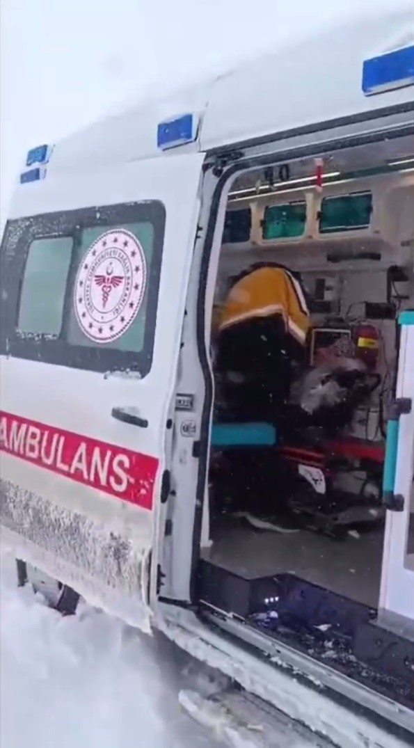 Şırnak’ta UMKE zamanla yarıştı
