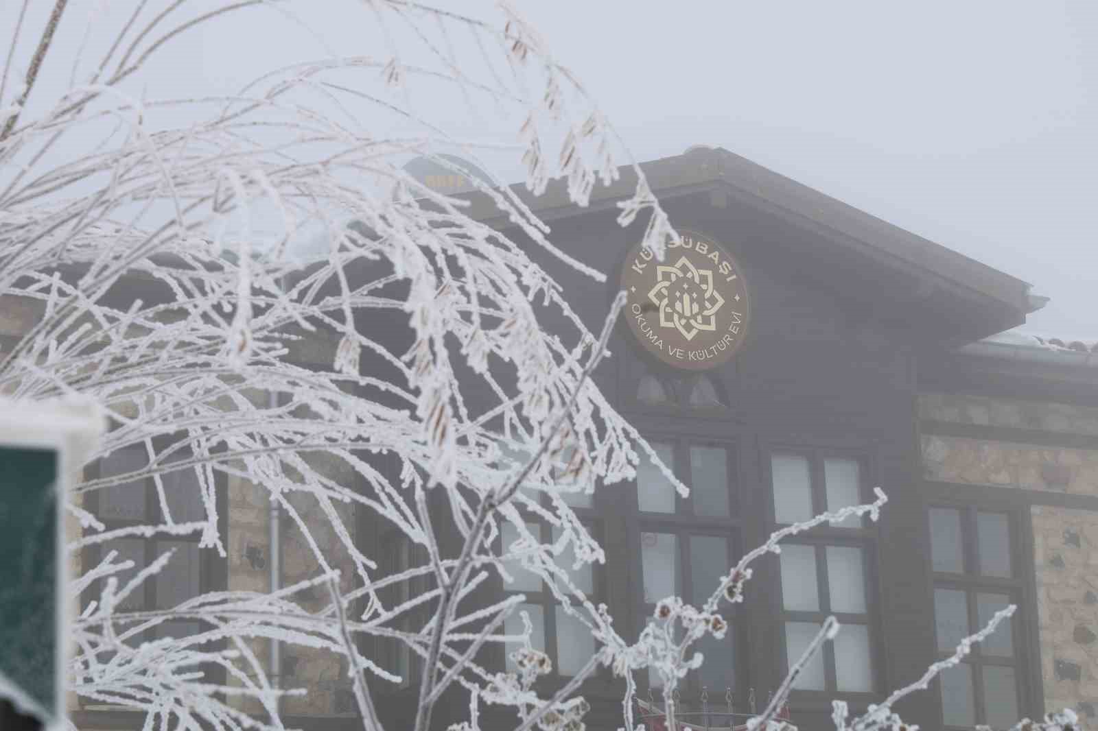 Sis ve kar altındaki Harput, en sessiz günlerini yaşıyor
