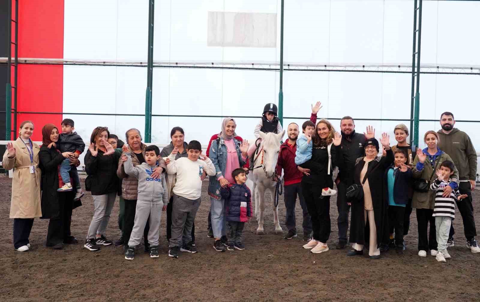 Şişli Belediyesi Engelli ve Yaşlıların yaşamını kolaylaştırıyor
Şişli Belediyesi Engelli ve Yaşlıların yaşamını kolaylaştırıyor