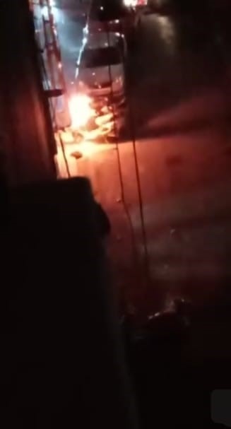 Şişli’de elektrik direğindeki patlama motorlara sıçradı
Şişli’de elektrik direğindeki patlama motorlara sıçradı