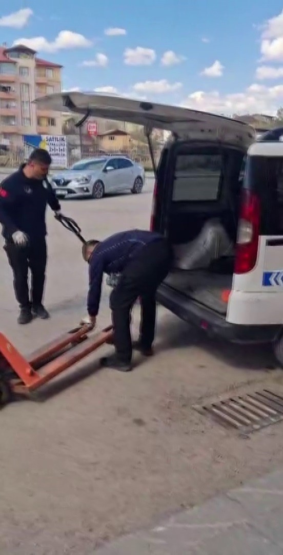 Sivas Belediyesi’nden kaldırım işgallerine karşı sıkı denetim
