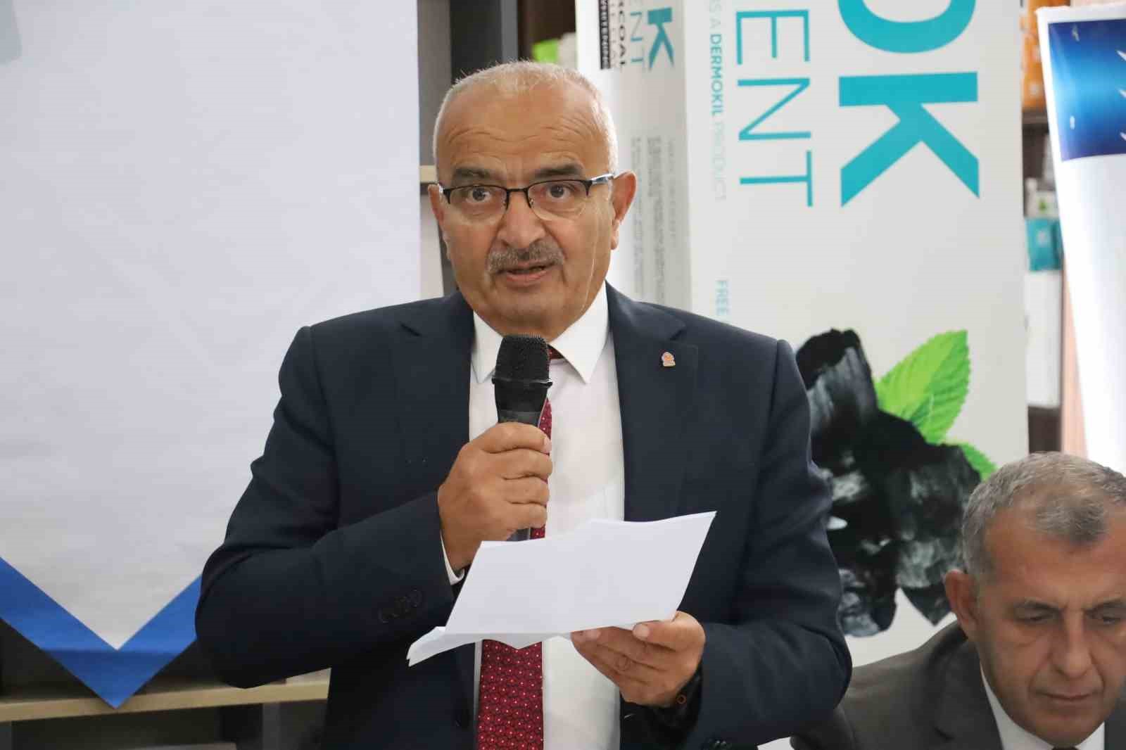 Sivas SOSAD’tan Kayseri MÜSİAD’a "Bölgesel dayanışma tek taraflı olmaz" mesajı
Sivas SOSAD’tan Kayseri MÜSİAD’a "Bölgesel dayanışma tek taraflı olmaz" mesajı