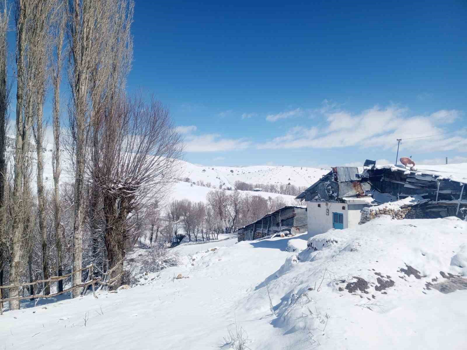 Sivas’a kış geri döndü
