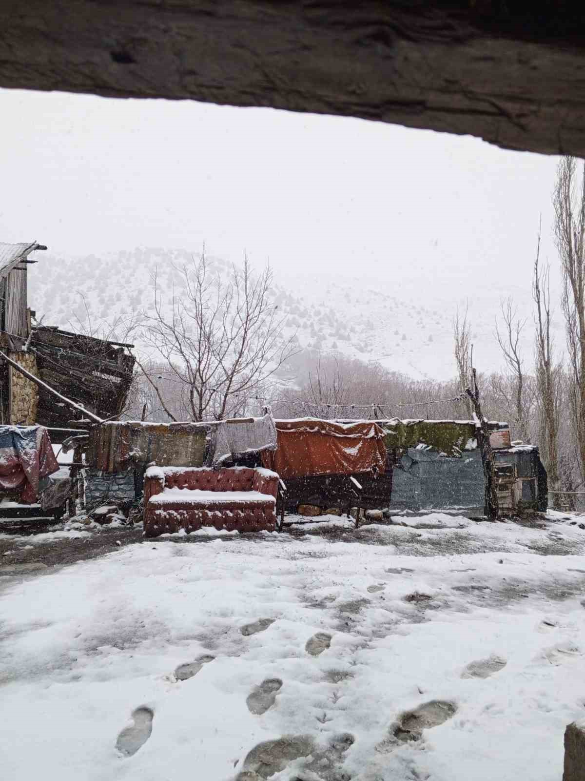 Sivas’a kış geri döndü
