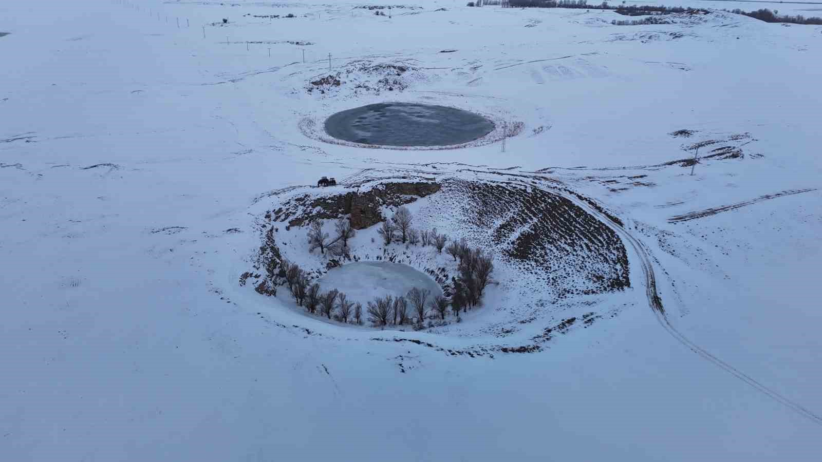Sivas’ın ’gözleri’ tamamen dondu
