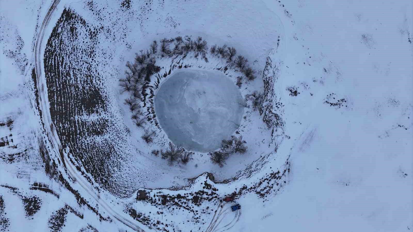 Sivas’ın ’gözleri’ tamamen dondu
