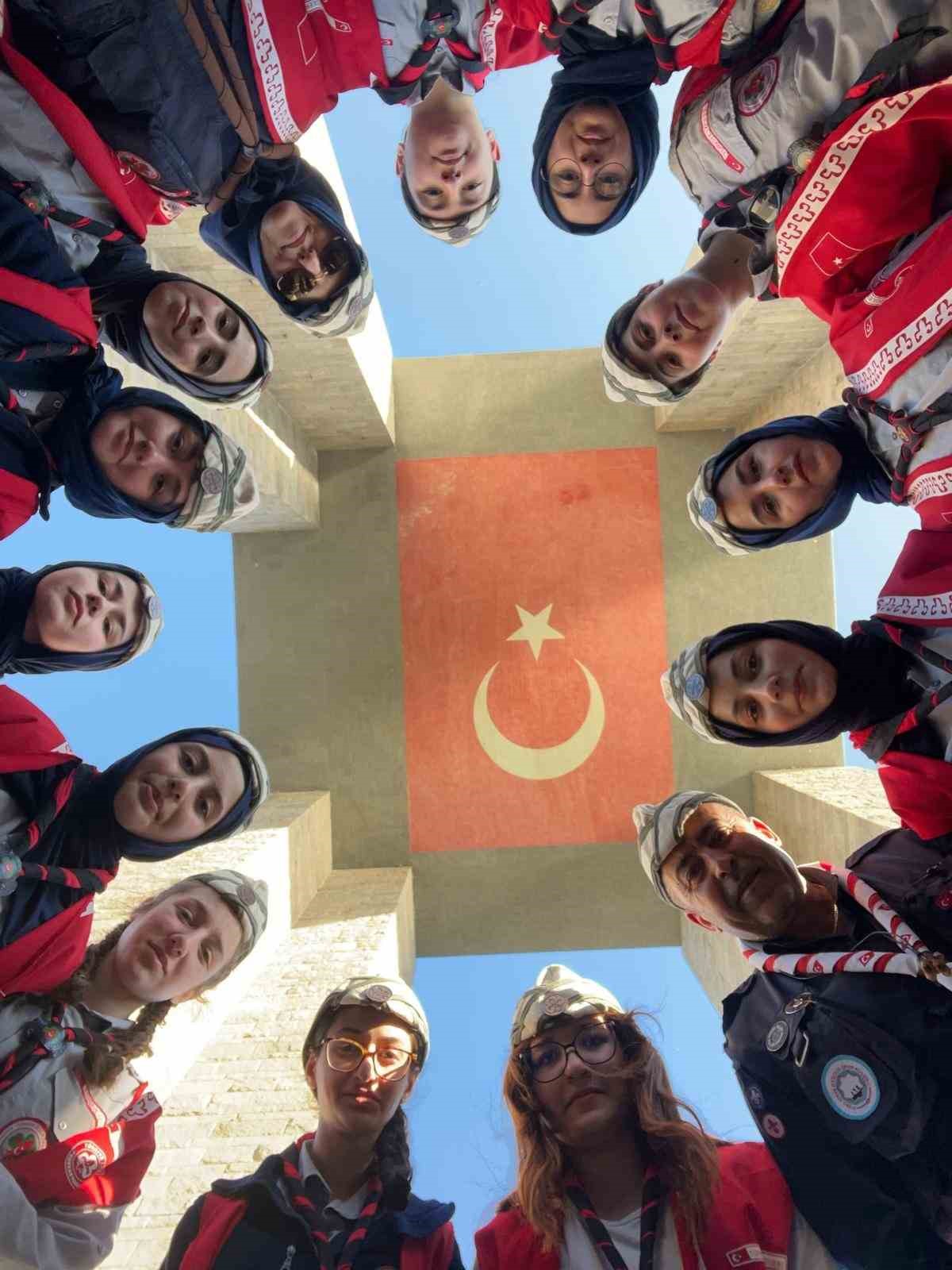 Sivaslı izciler Çanakkale ruhun yerinde yaşadı
