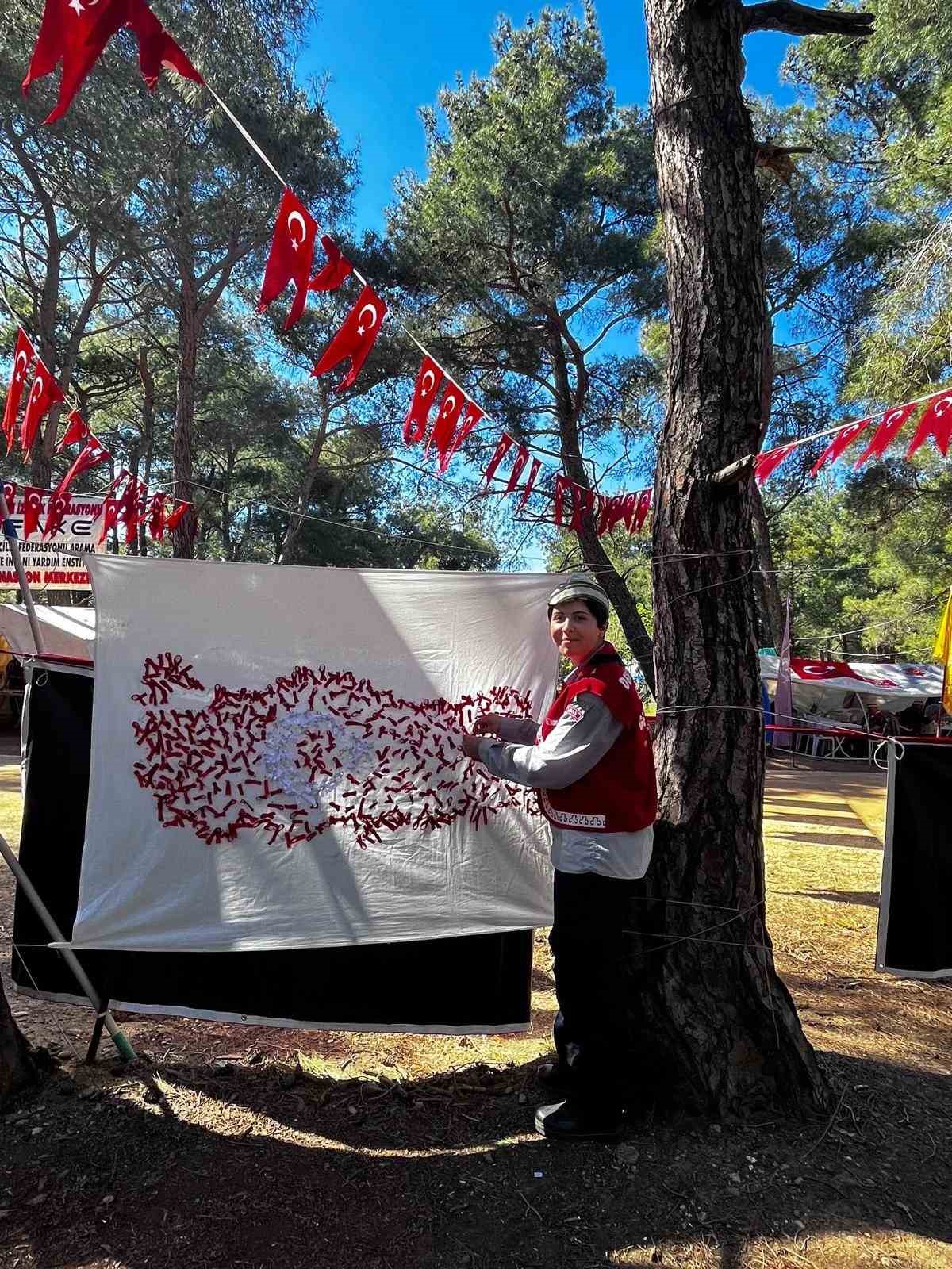 Sivaslı izciler Çanakkale ruhun yerinde yaşadı
