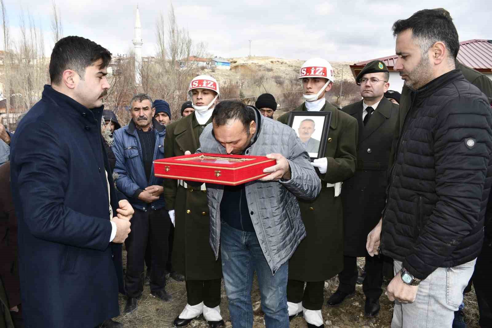 Sivaslı Kıbrıs gazisi son yolculuğuna uğurlandı
