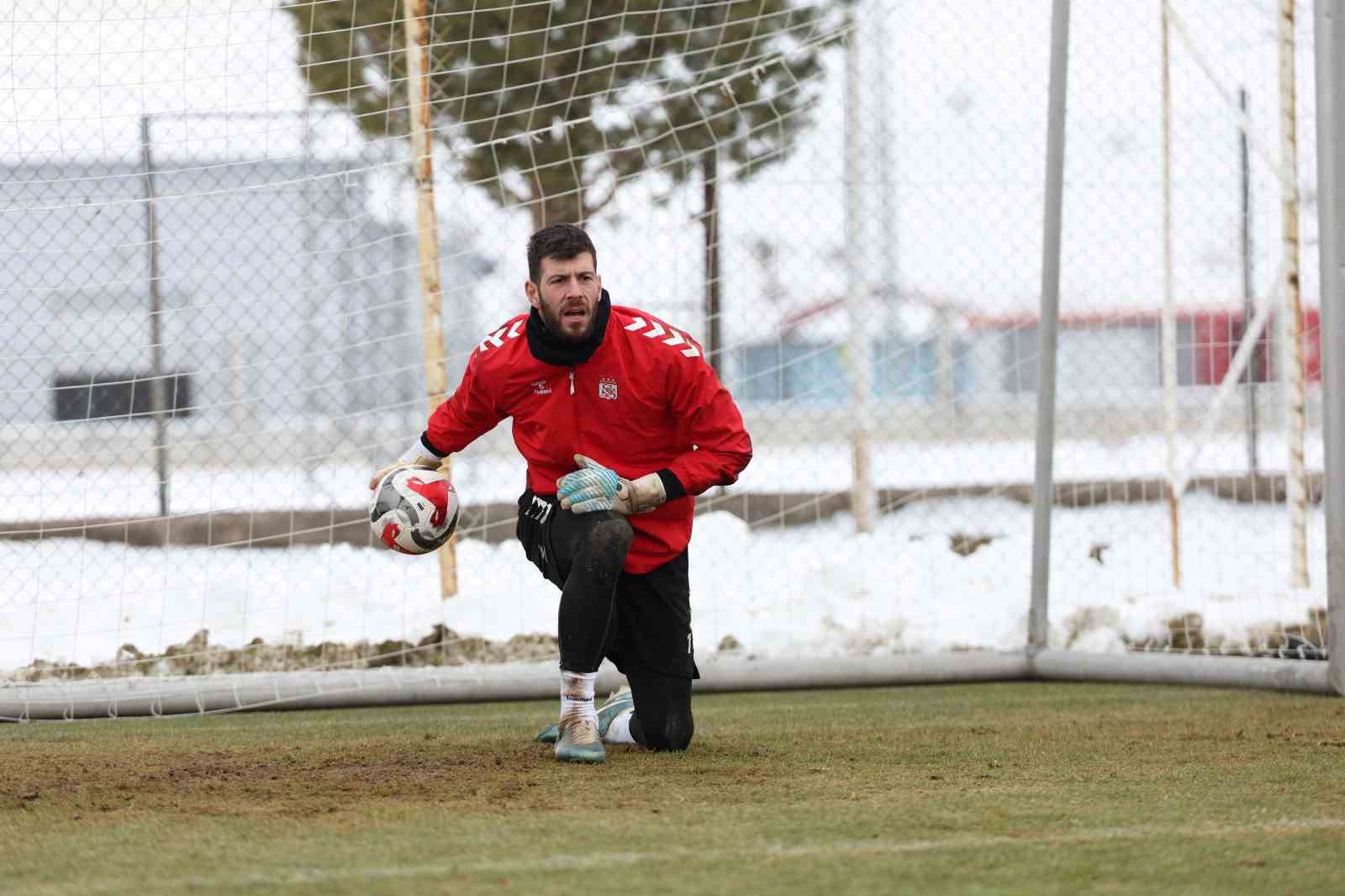 Sivasspor, Erzurumspor maçının hazırlıklarına devam etti
