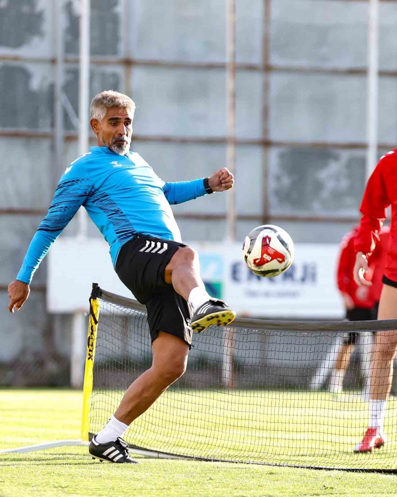 Sivasspor’da Bandırmaspor maçı hazırlıkları başladı
