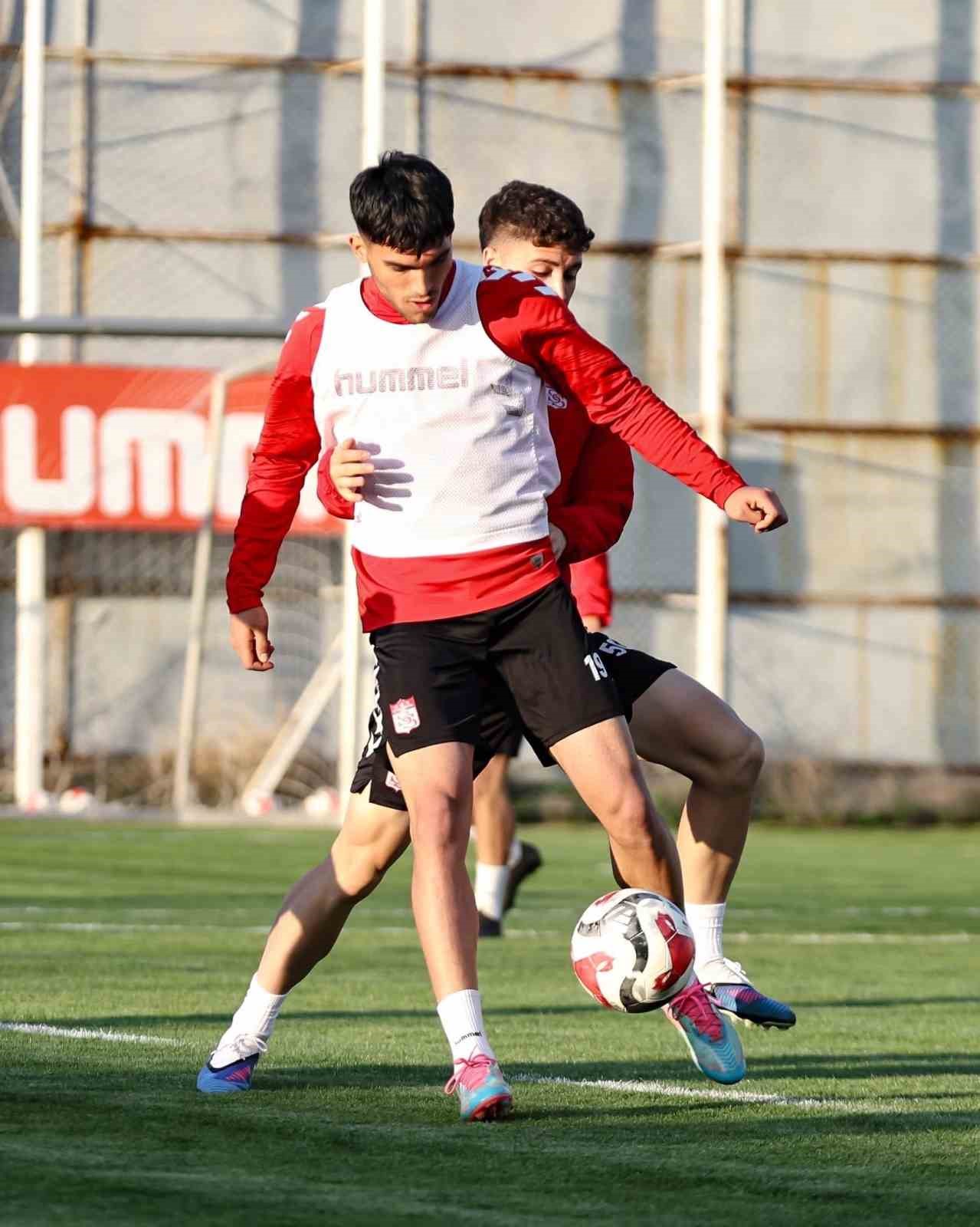 Sivasspor’da Bandırmaspor maçı hazırlıkları başladı
