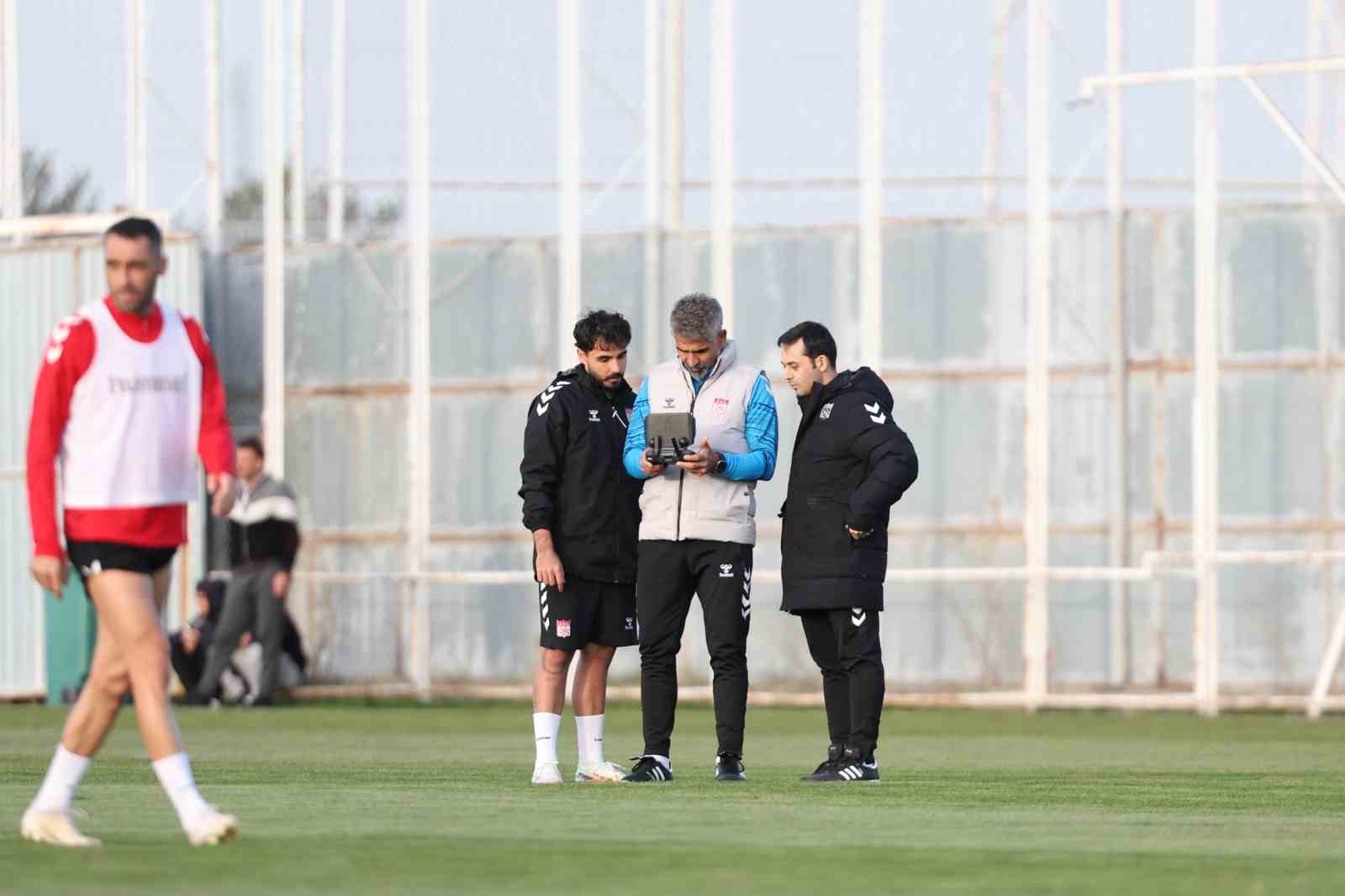 Sivasspor’da Çorum FK hazırlıkları başladı
