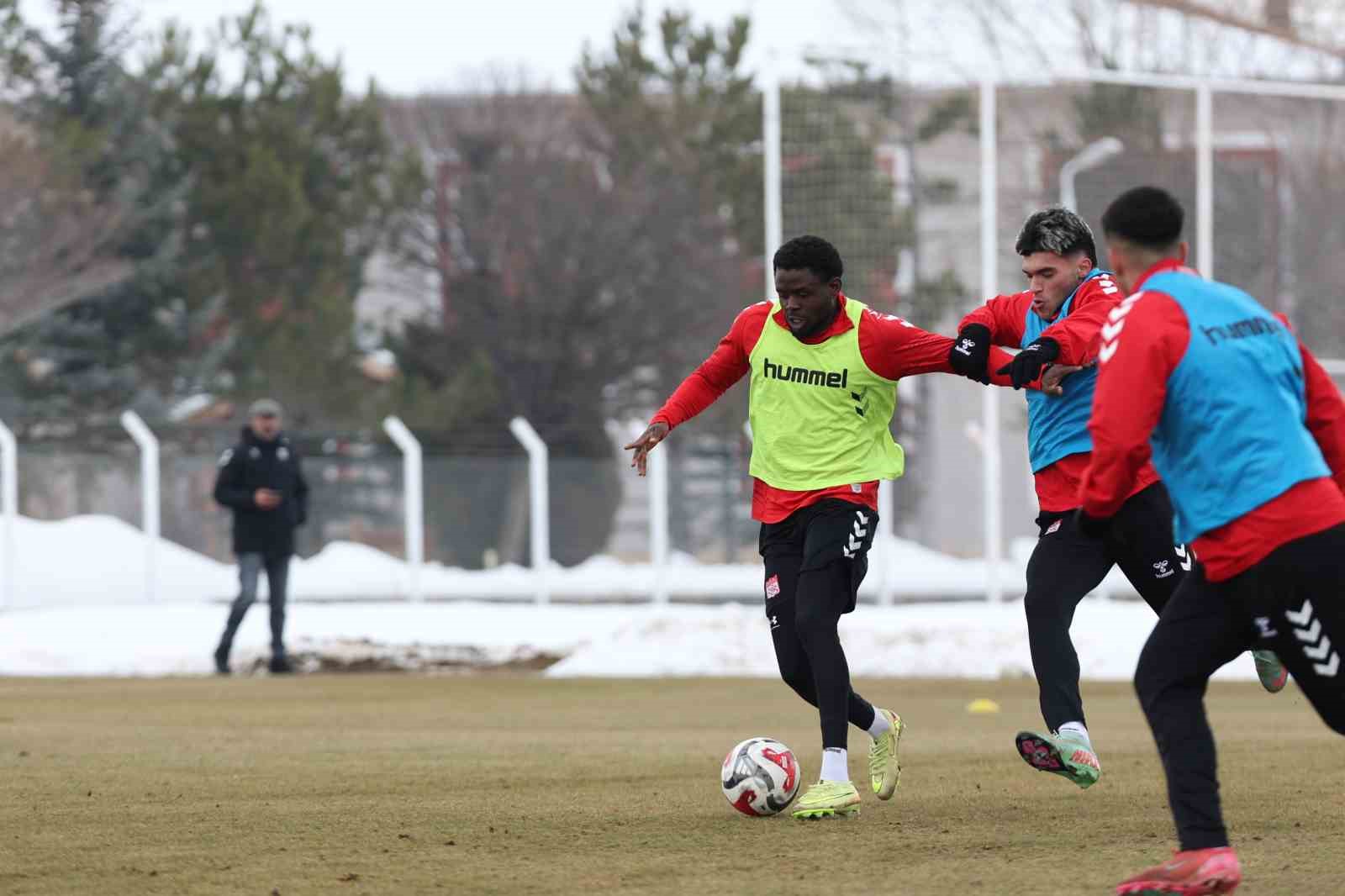 Sivasspor’da, Pendikspor maçı hazırlıkları sürüyor
