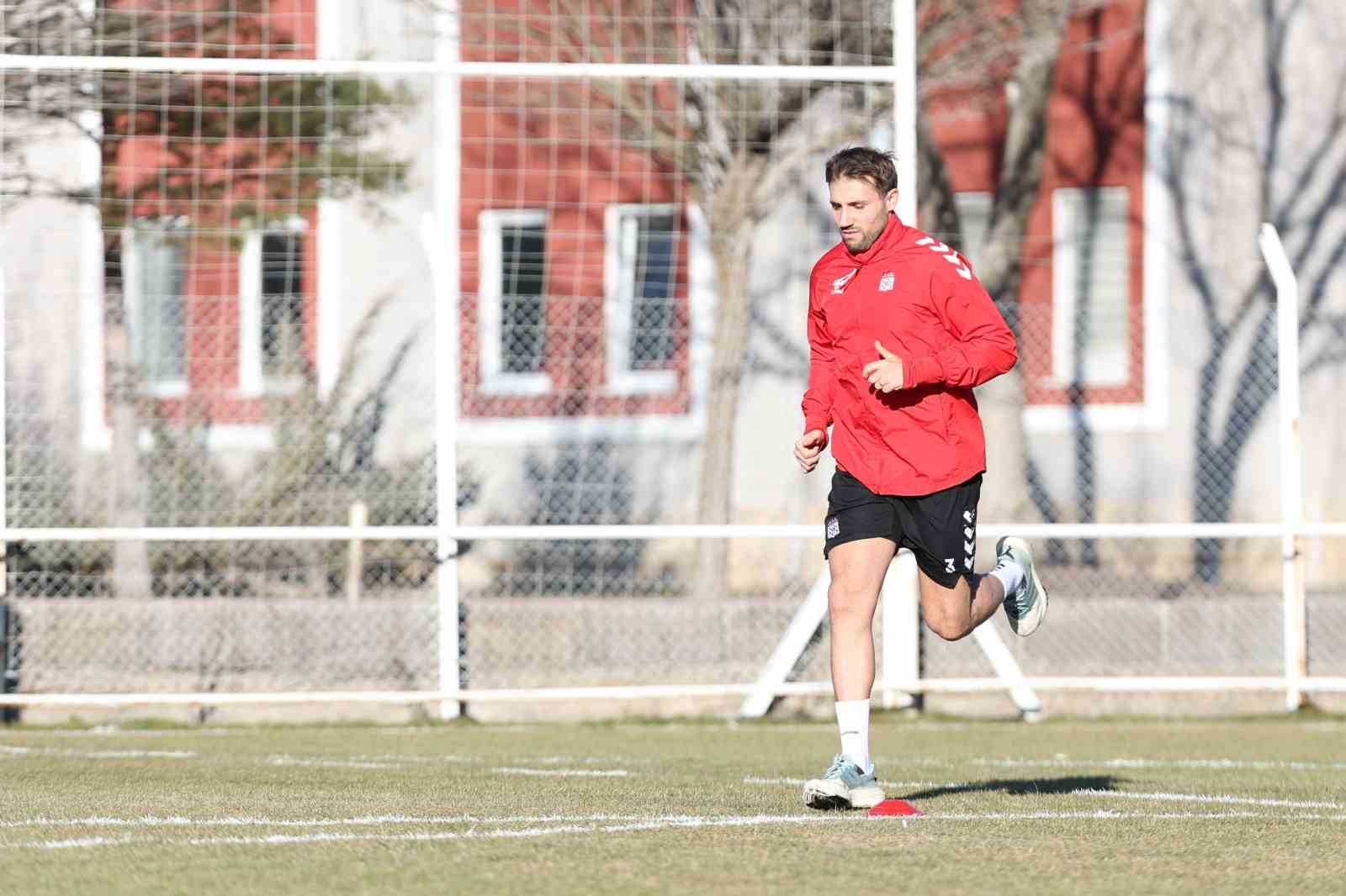 Sivasspor’da Sakaryaspor maçı hazırlıkları başladı
