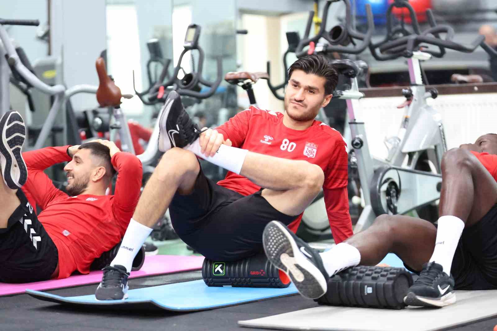Sivasspor’da Serik Spor maçı hazırlıkları başladı
