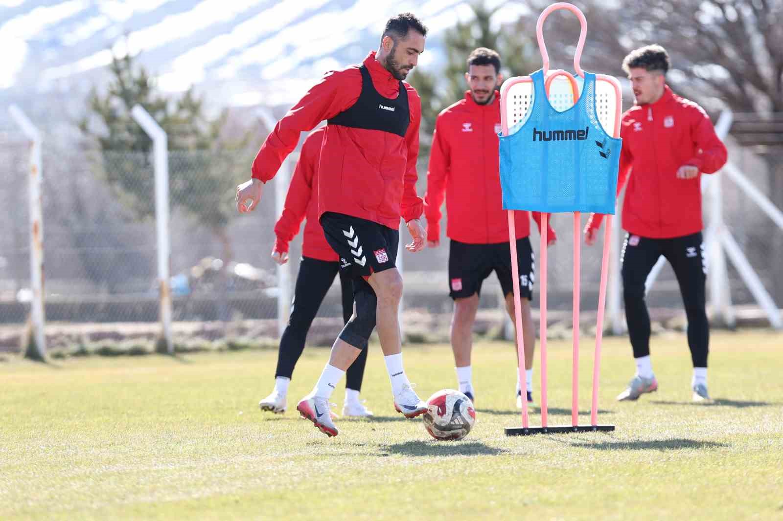 Sivasspor’da, Vanspor FK maçı hazırlıkları sürüyor

