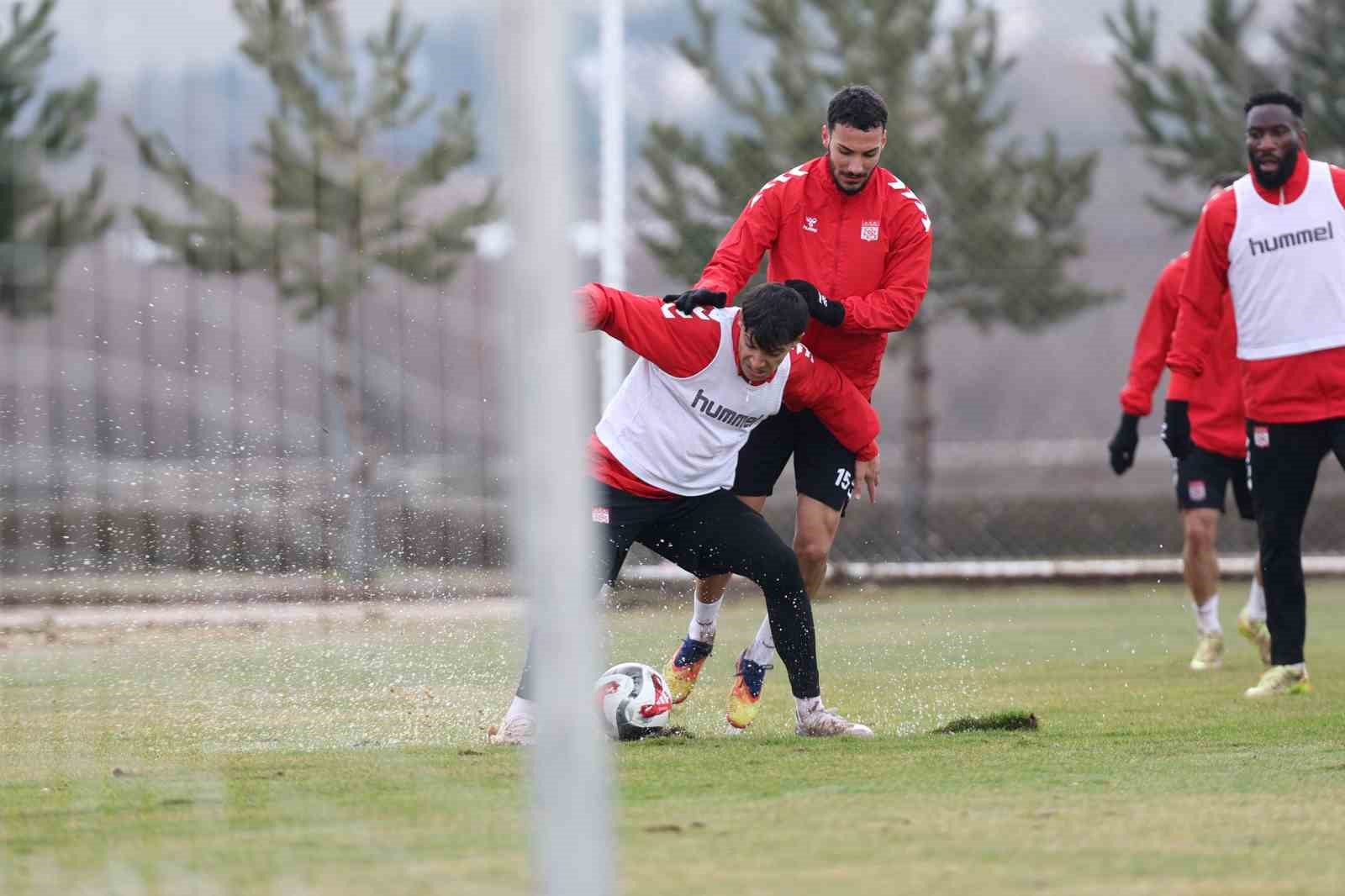 Sivasspor’da Vanspor hazırlıkları başladı
