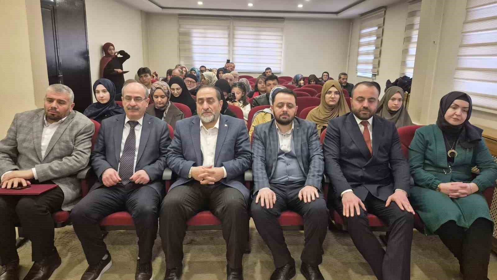 Sivas’ta 10 öğrenciye hafızlık belgesi verildi
