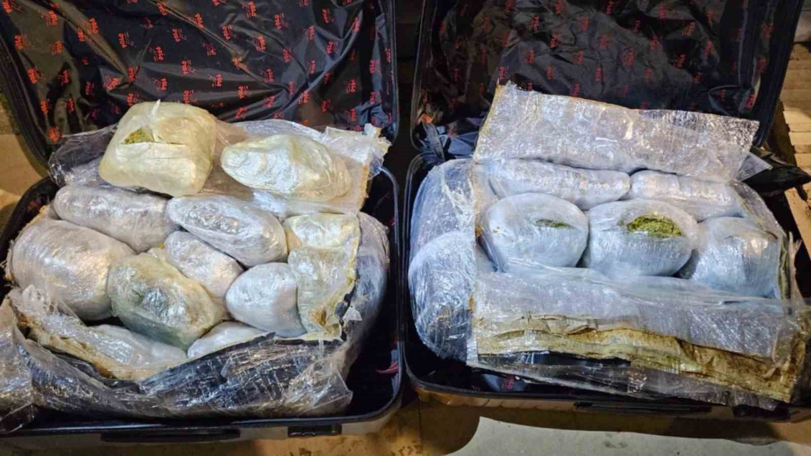 Sivas’ta 12 kilo uyuşturucu ele geçirildi: 2 tutuklama
