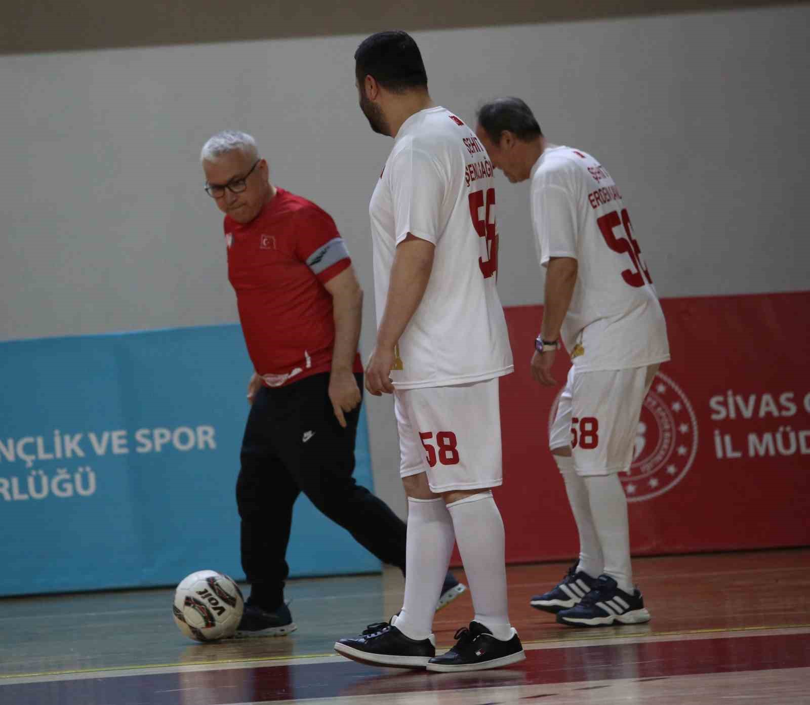 Sivas’ta anlamlı müsabaka
Sivas’ta anlamlı müsabaka