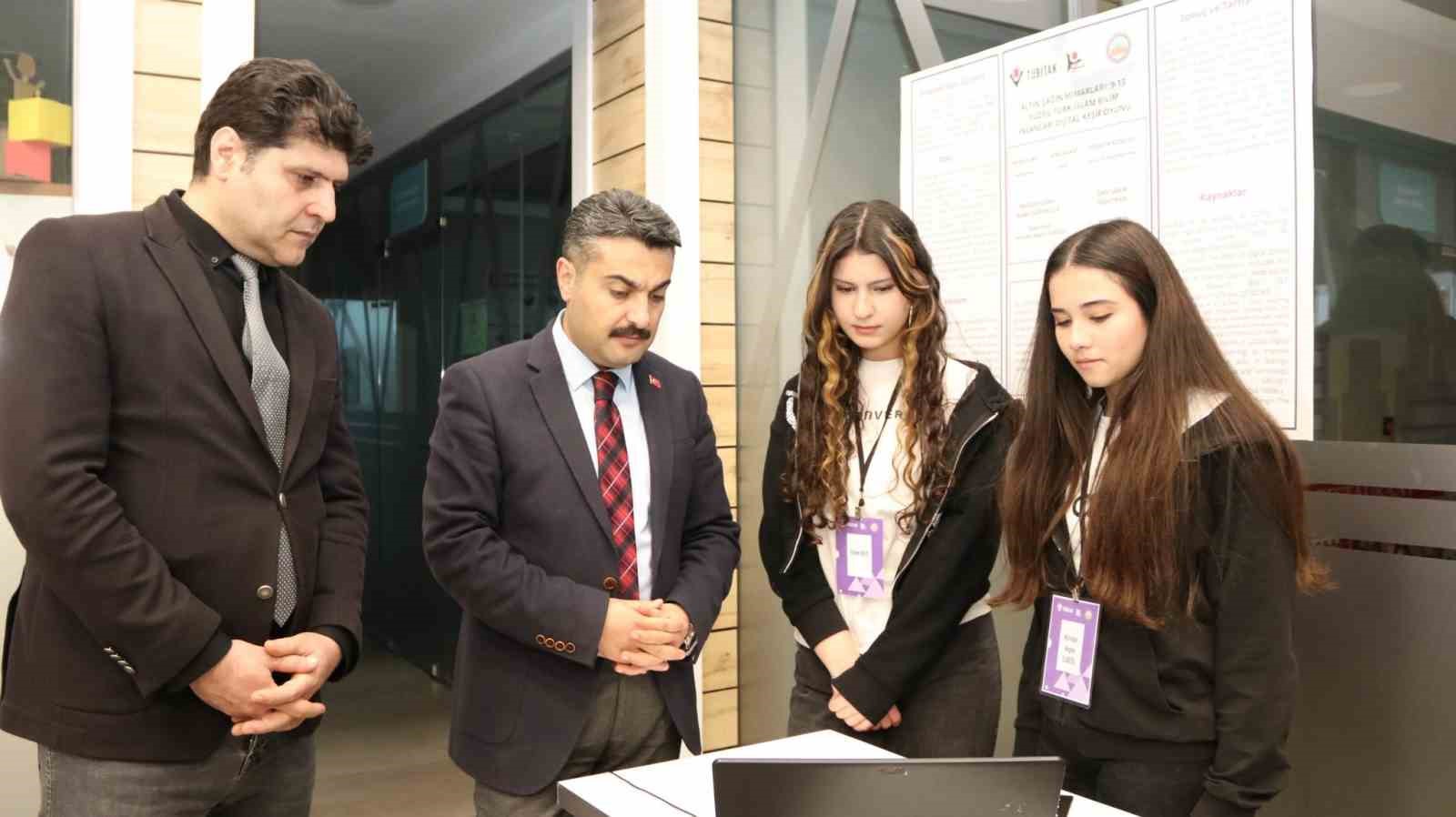 Sivas’ta bilim rüzgarı esti
