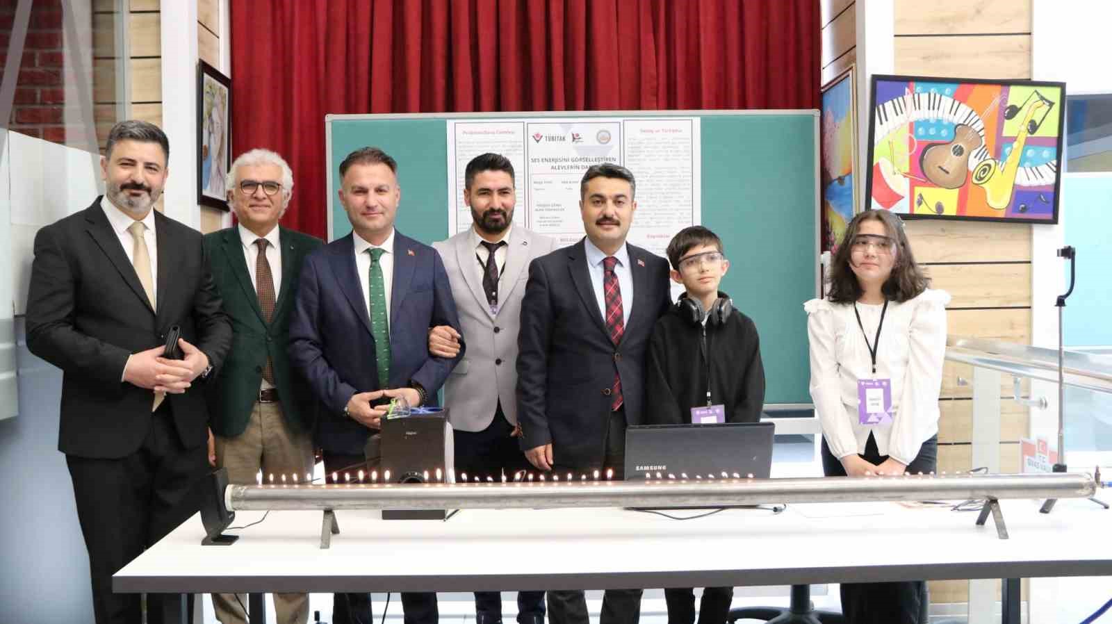 Sivas’ta bilim rüzgarı esti
