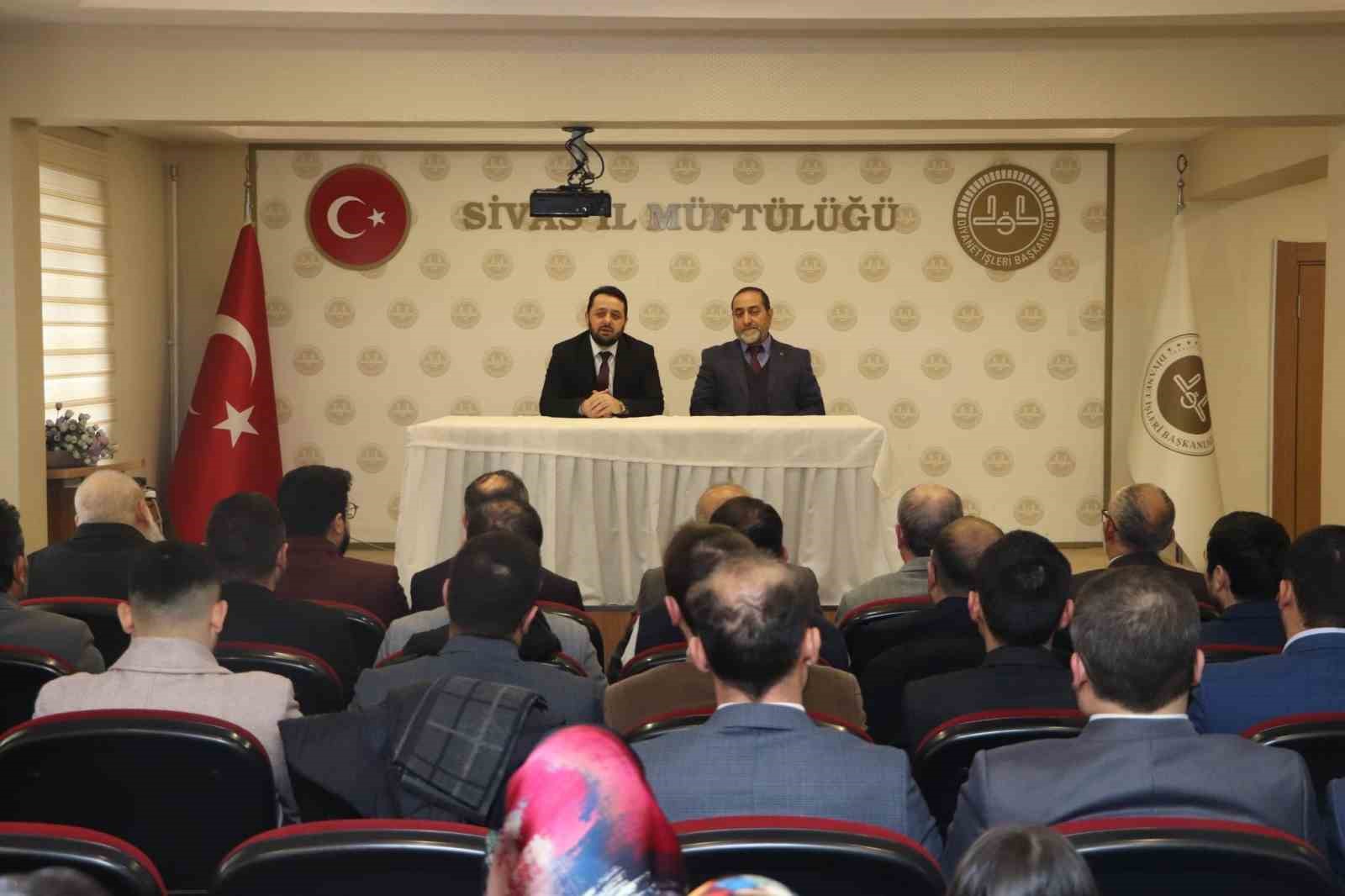 Sivas’ta din görevlilerine Kur’an tilaveti eğitimi verildi
