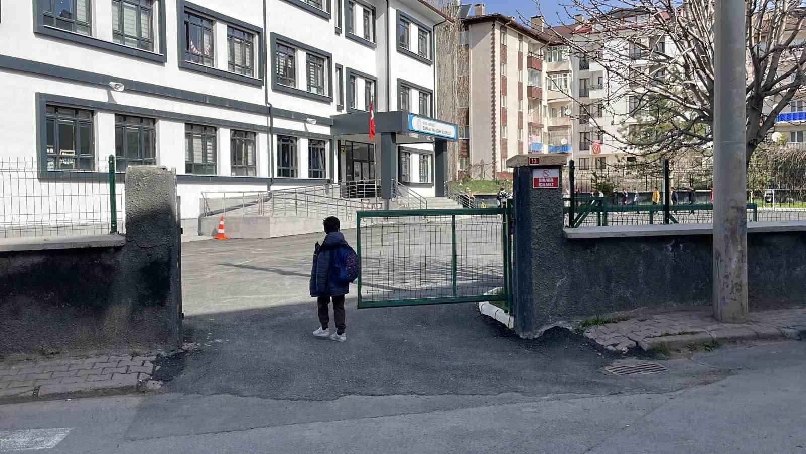 Sivas’ta eğitim sendikalarının iş bırakma çağrısı karşılık bulmadı
