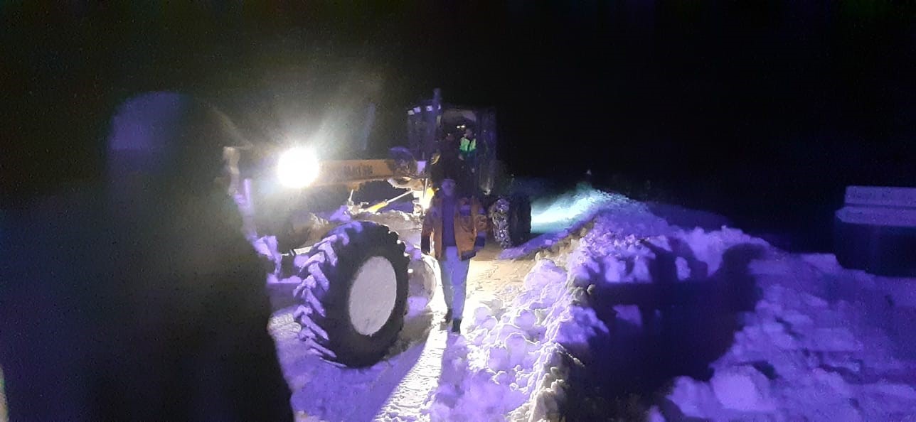 Sivas’ta kar esareti: Hastaya 4 saatte ulaşıldı
