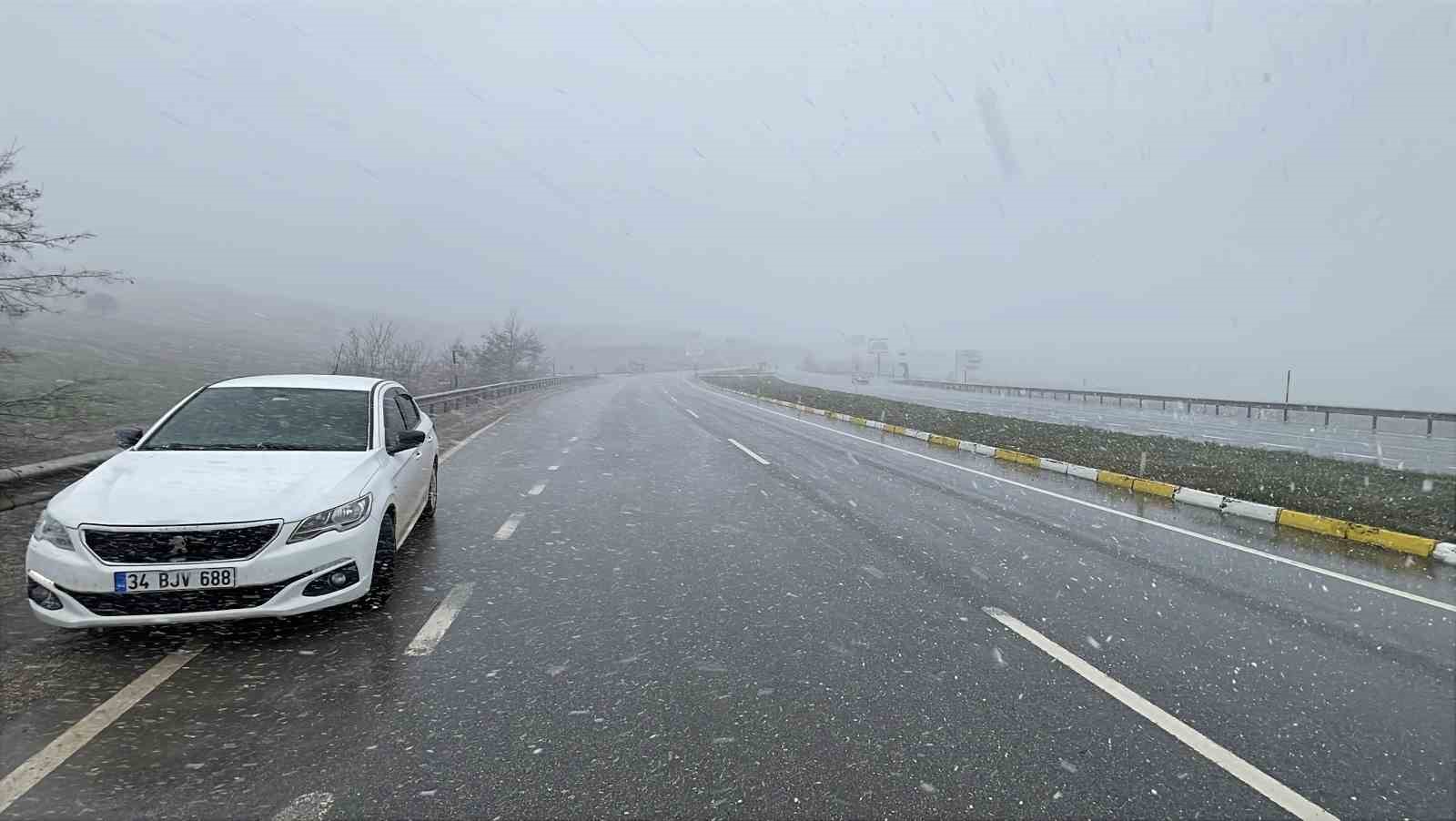 Sivas’ta kış geri döndü
