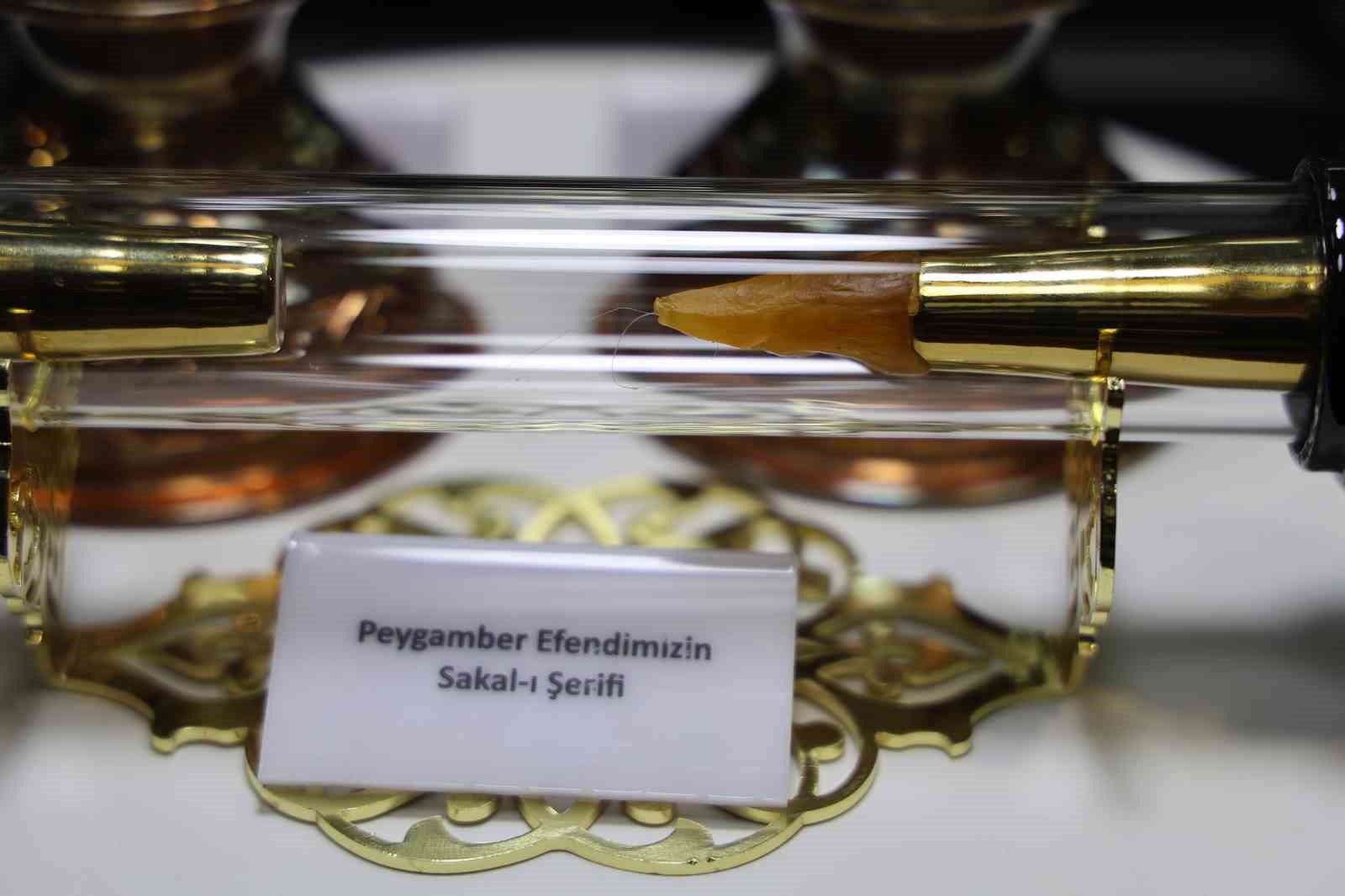 Sivas’ta Mukaddes Emanetler Sergisi’nde uzun kuyruklar oluştu
