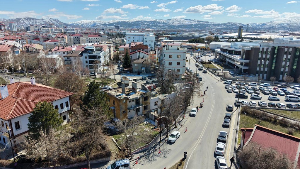 Sivas’ta yeni otopark alanı kazandırılıyor
