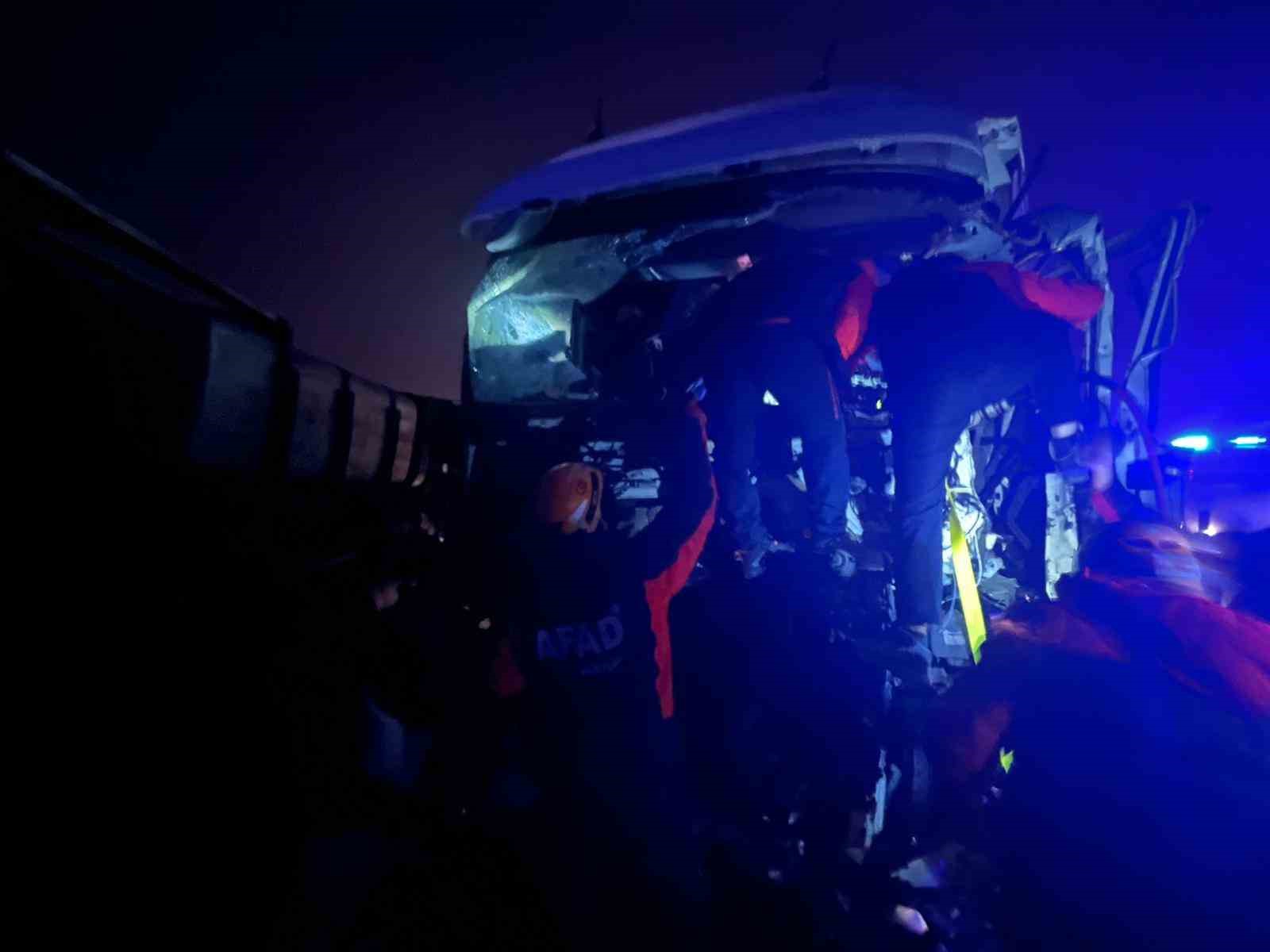 Sivas’ta zincirleme trafik kazası: 8 yaralı
