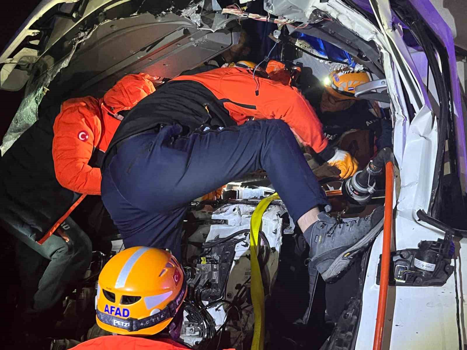 Sivas’ta zincirleme trafik kazası: 8 yaralı
