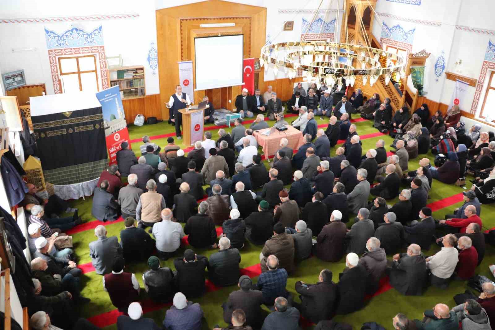 Sivas’tan 610 kişi hacca gidecek
