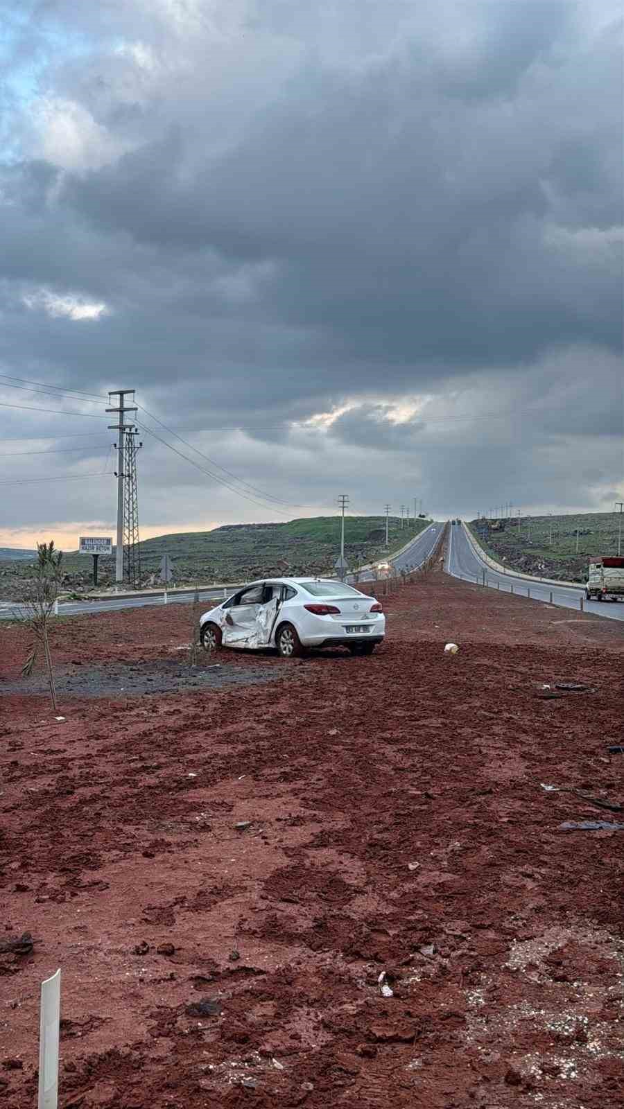 Siverek’te iki otomobil çarpıştı: 8 yaralı
