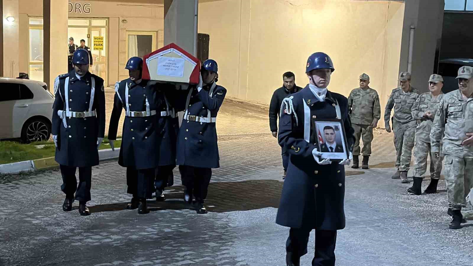 Siverek’te trafik kazası: 1 uzman çavuş hayatını kaybetti
