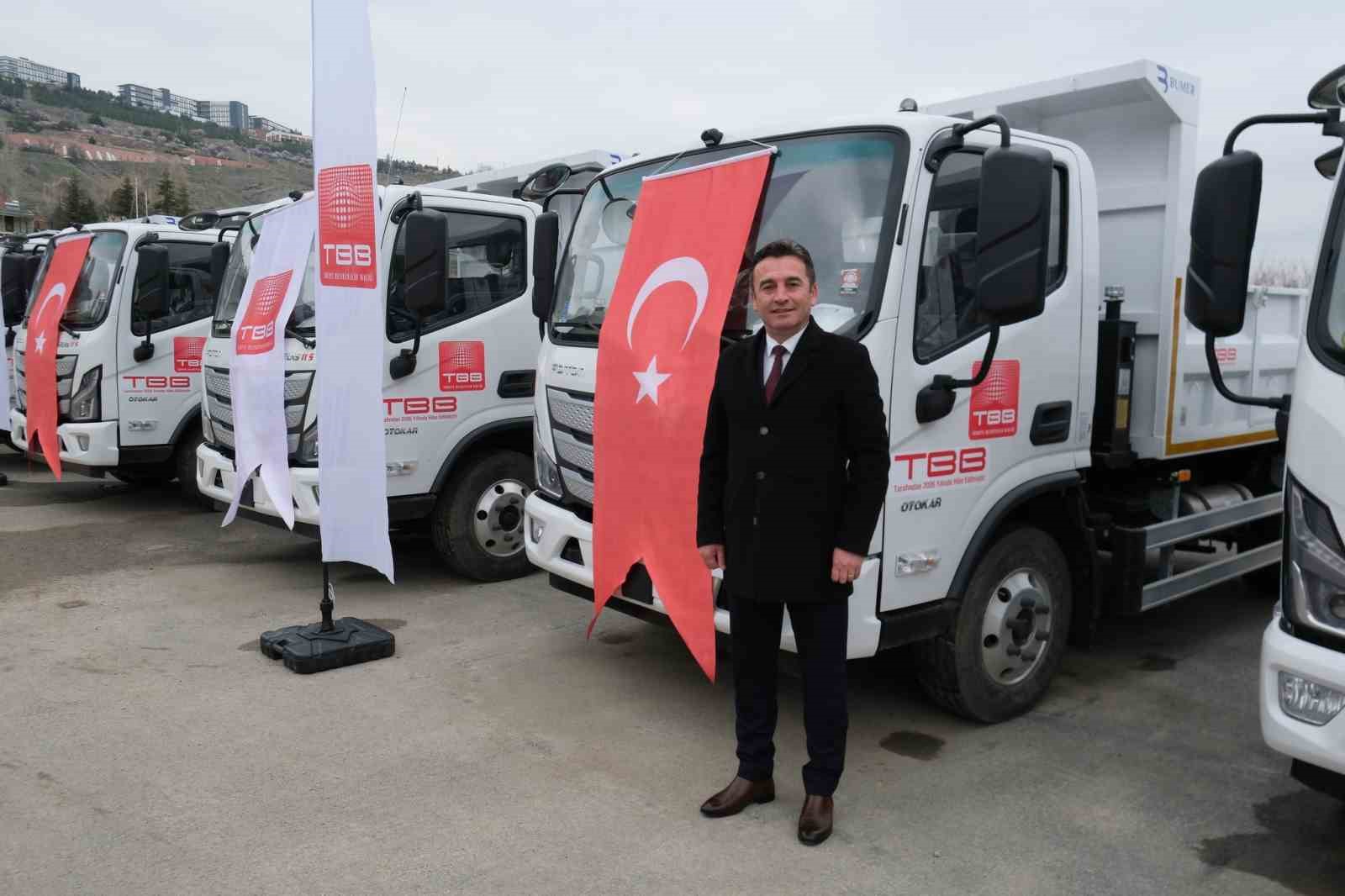 Sivrihisar Belediyesi araç filosunu güçlendiriyor
